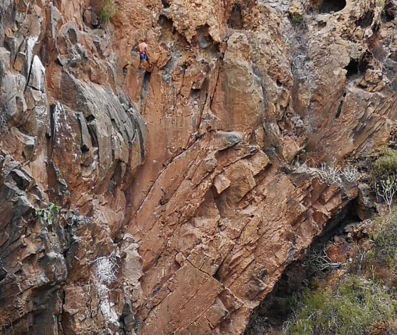 ZONA DE ESCALADA BARRANCO GUASIEGRE TENERIFE