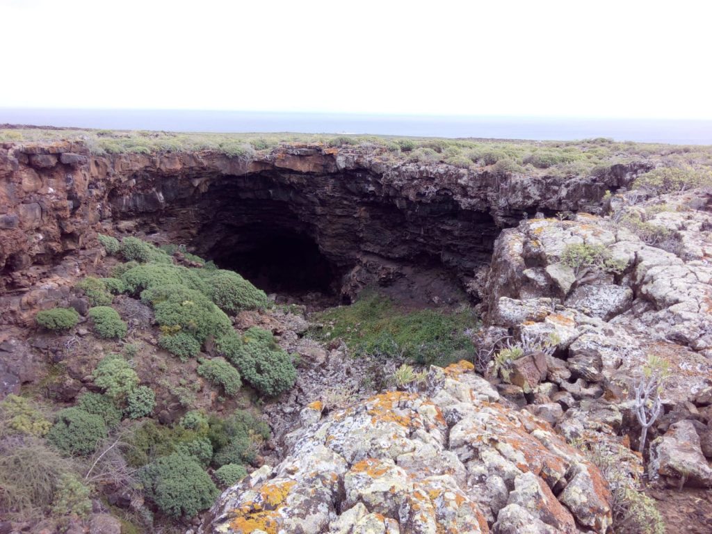 Zona de escalada Jameo puerta falsa